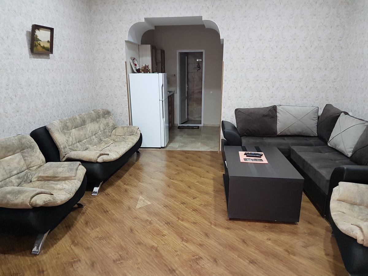 Old Town House On Asatiani Daire *